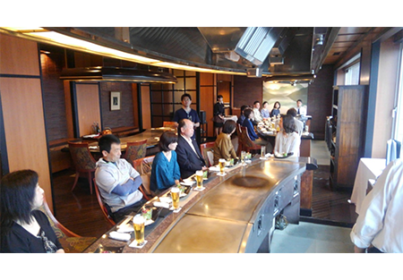 【滋賀県】新会員5組7人の出席のもと　ホテル　肉ランチ　で歓迎会